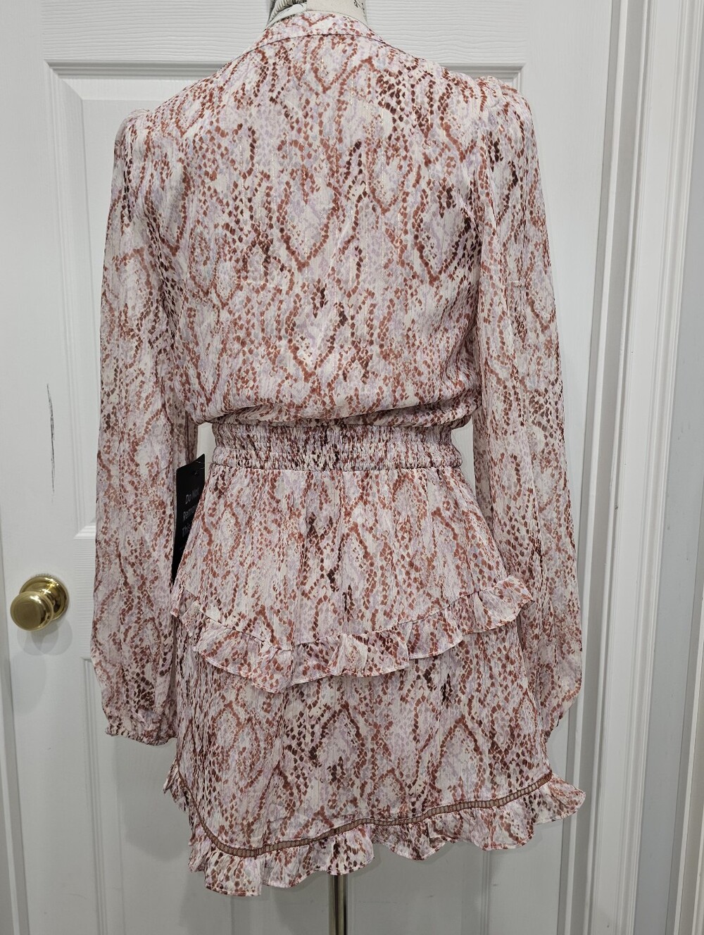Lulus, NWT, Size S Women's Pink Snake-Print Long Sleeve Blouse Dress - Picture 6 of 11